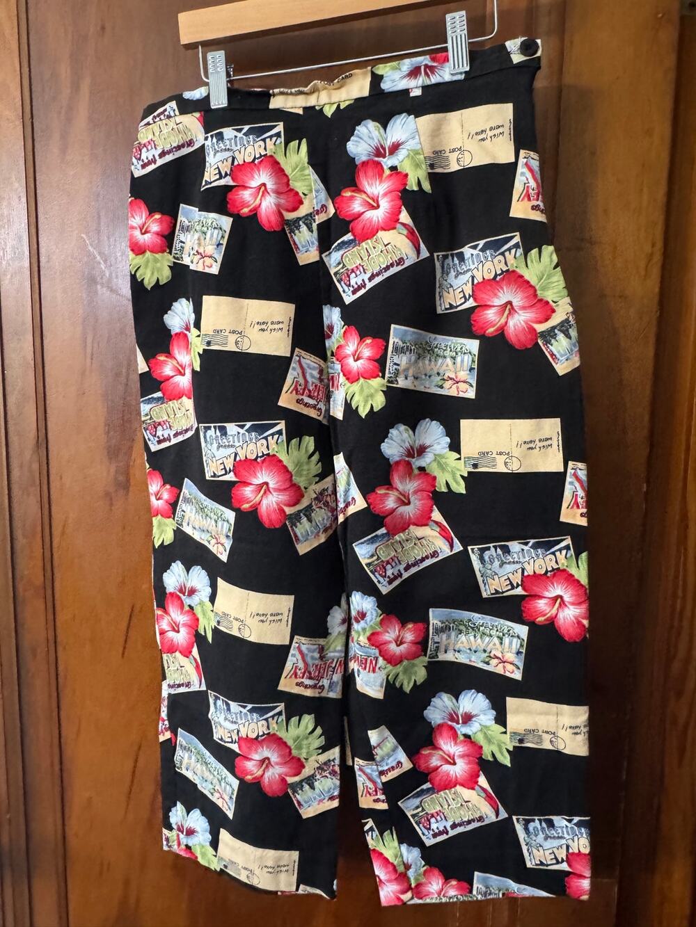 Briggs Vintage Postcard Tropical Floral Crop Pants Size 10